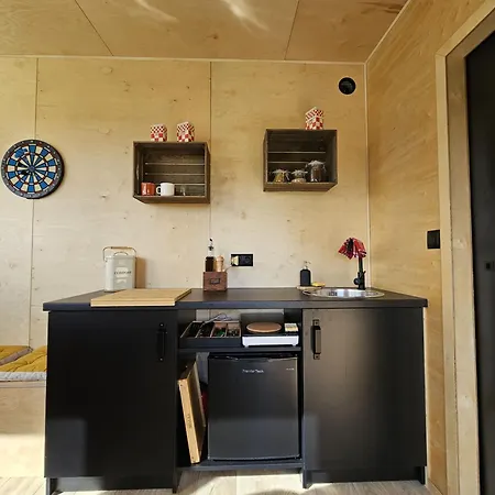 Lodge Tiny House Au Milieu Des Vignes Arbis