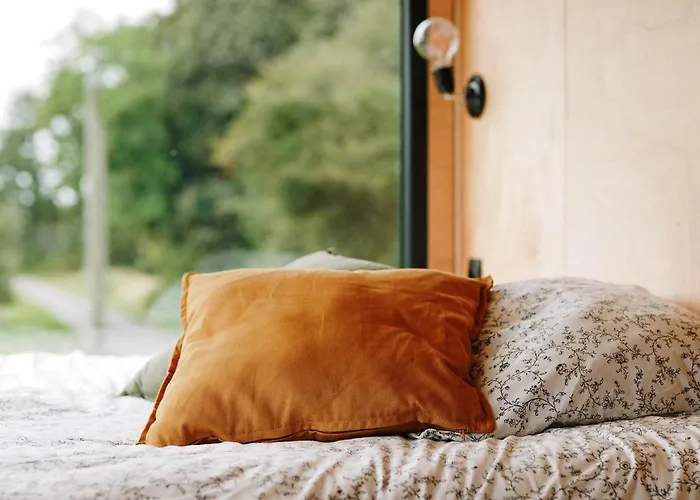 Jaktstuga Tiny House Au Milieu Des Vignes Arbis